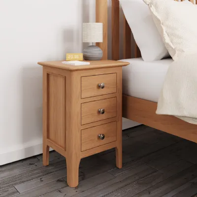 Oak 3 Drawers Bedside Chest