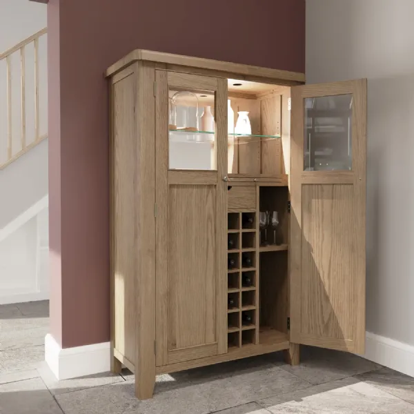 Oak 2 Door Drinks Cabinet