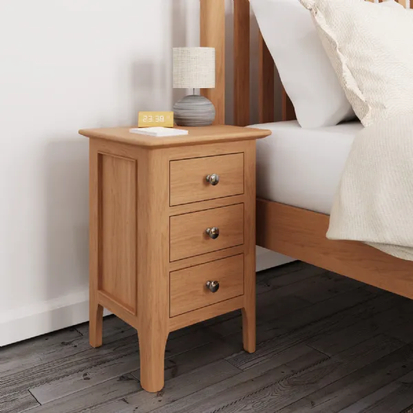 Oak 3 Drawers Bedside Chest