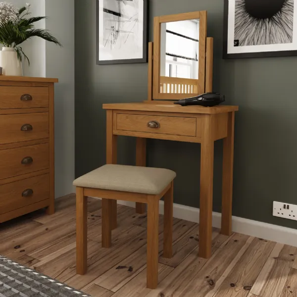 Small Oak Single Dressing Table