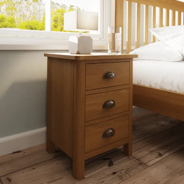 Oak 3 Drawer Bedside Cabinet