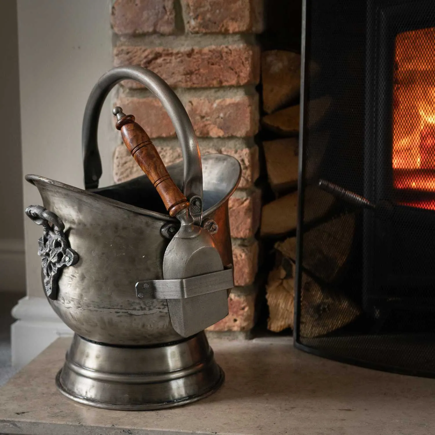 Vintage Traditional Antique Pewter Coal Bucket With Hand Shovel Hearth Set