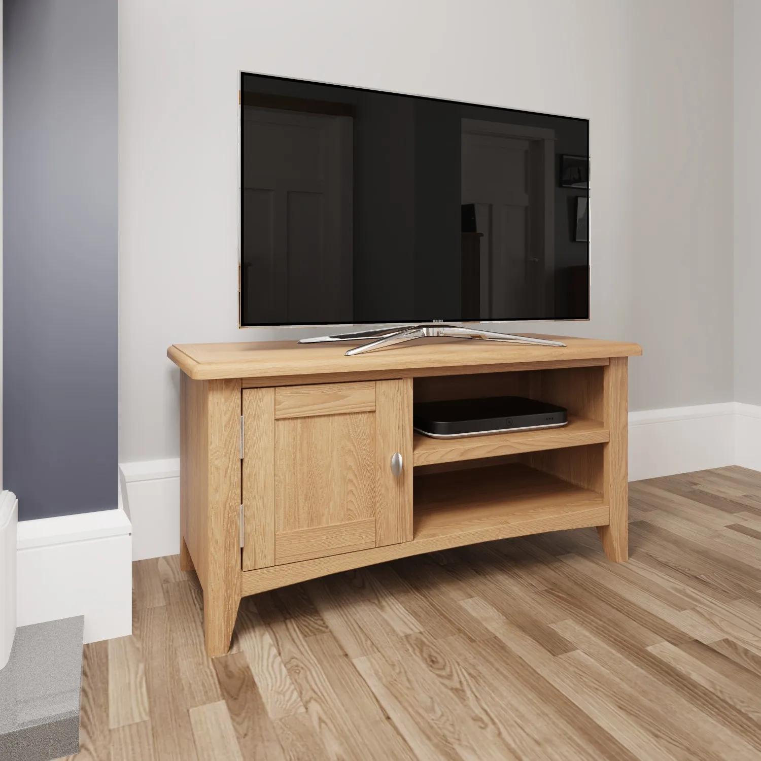 Solid Light Oak Framed Small TV Unit with 2 Open Shelves