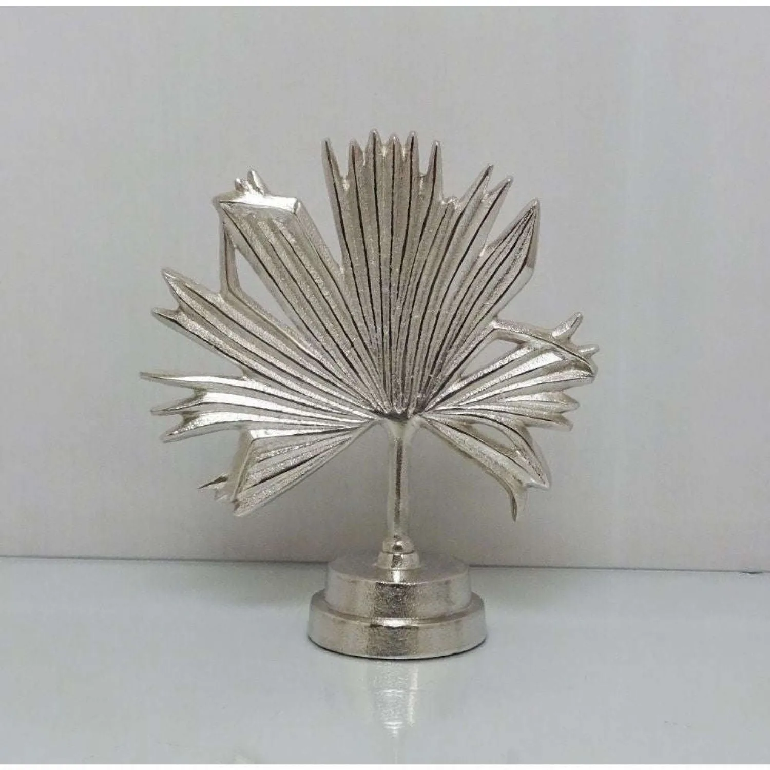 Mint Homeware Small Leaf Sculpture Nickel