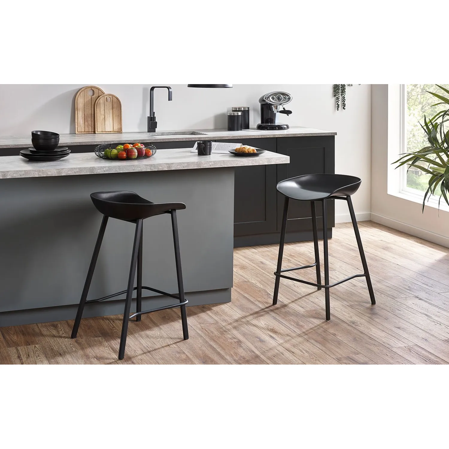 Renzo Bar Stool Black